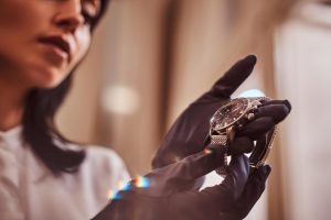 Avaliação e compra de relógio suíço automático em Diadema